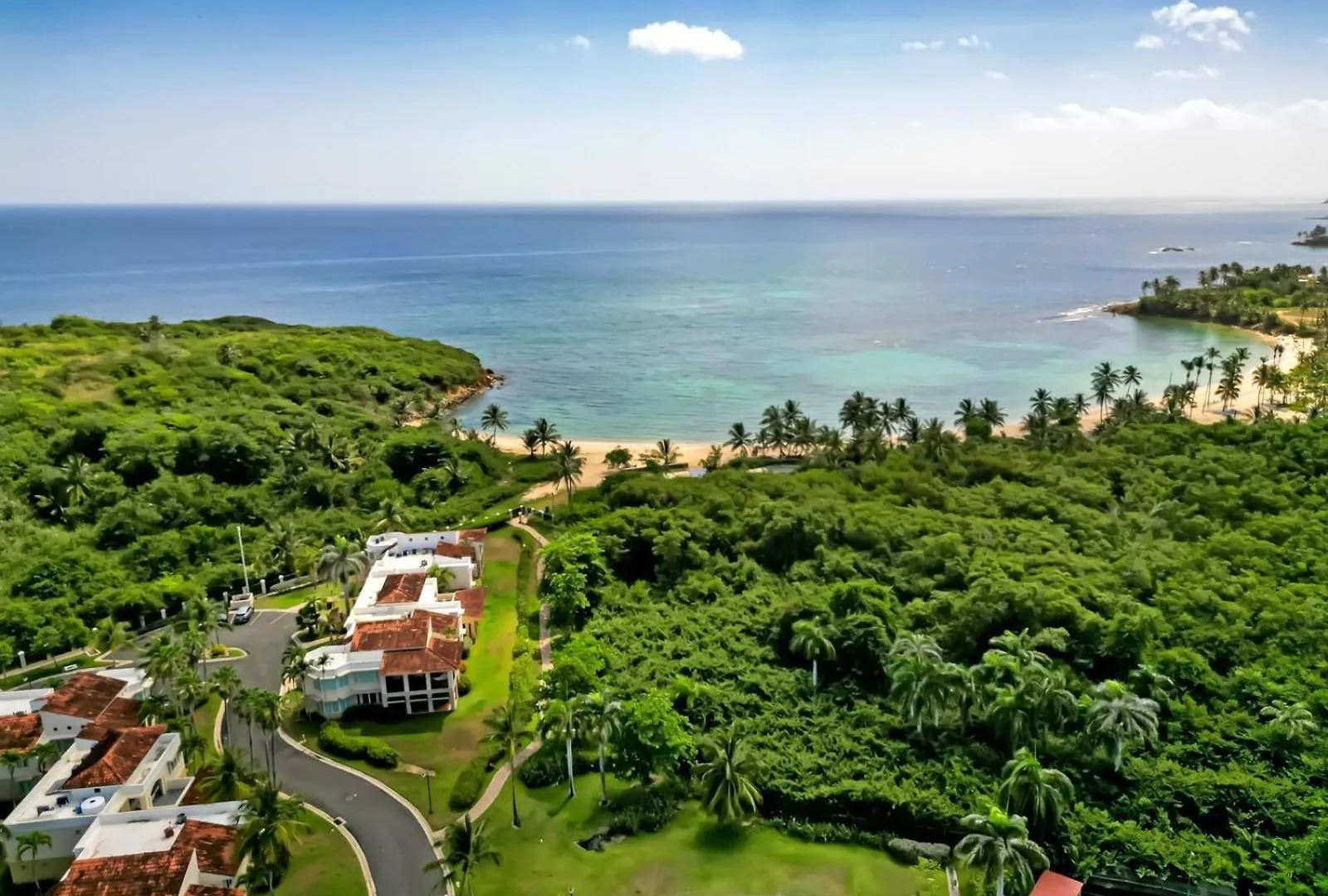 Villa Gem Tropical Charm Prime Location Sabana  Porto Rico